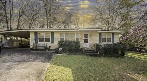 Homes For Sale - 137 Huffaker Road<br/> Rome, GA 30165