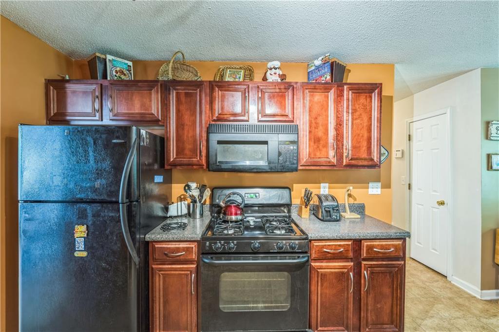 2130 Boulder Gate Drive, Ellenwood, Georgia image 14