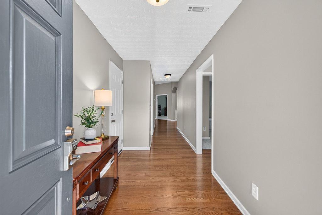 1237 Laurelwood Lane