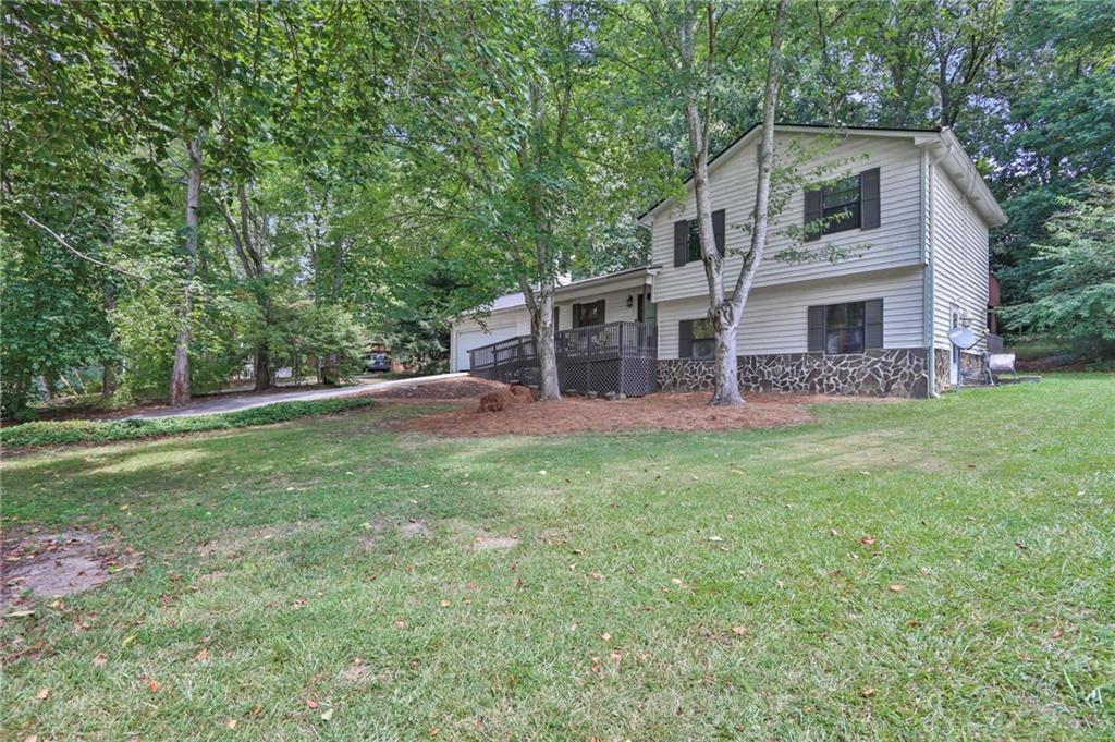 2031 Dennis Place
