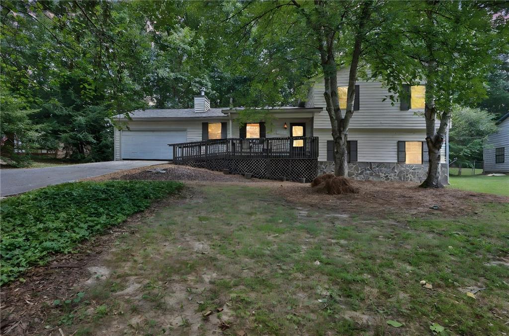 2031 Dennis Place