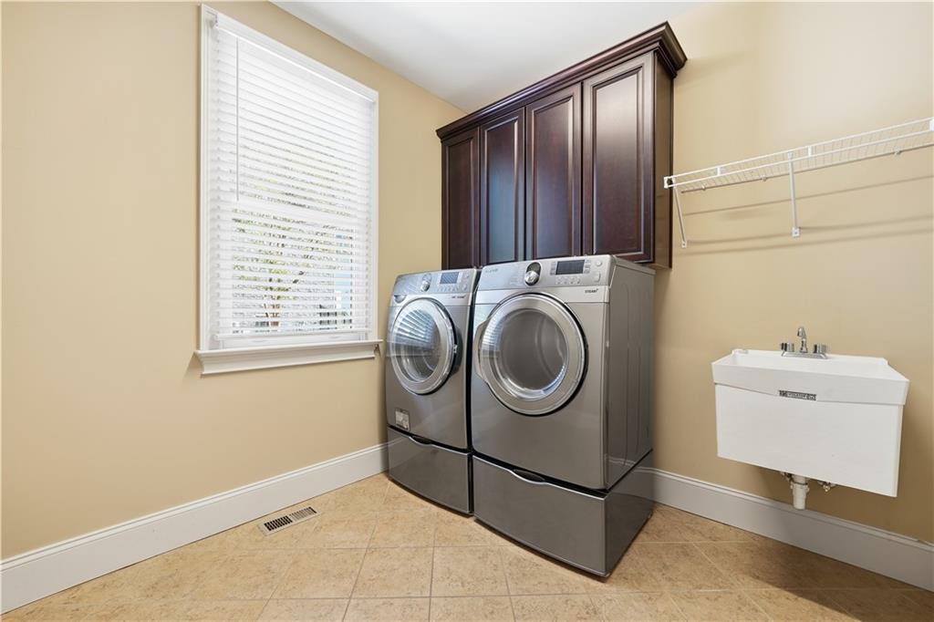 WOODSTOCK KNOLL PH 2 - Residential