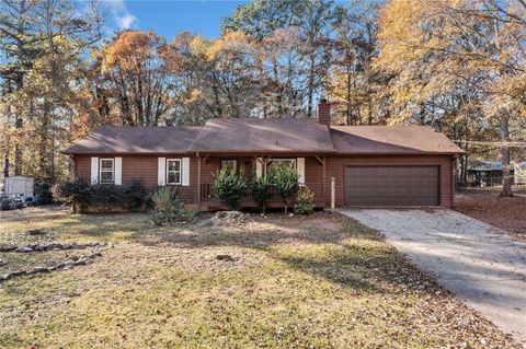 A home in Mcdonough