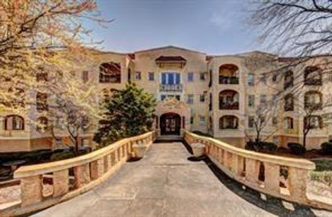 Condo For Sale - 2855 Peachtree Road #106<br/> Fulton County, Atlanta, GA 30305