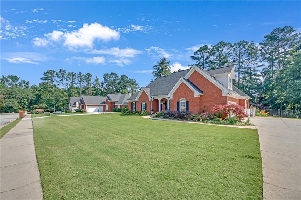 405 Mallory Circle