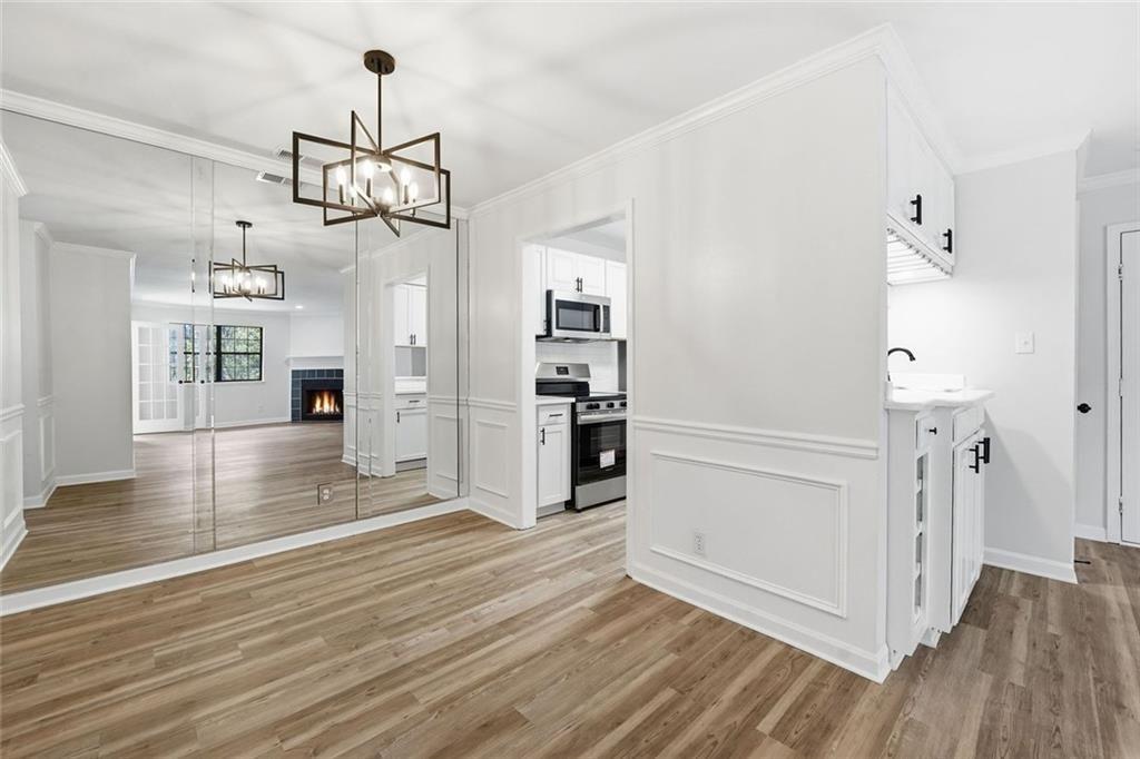 112 Barrington Hills Drive