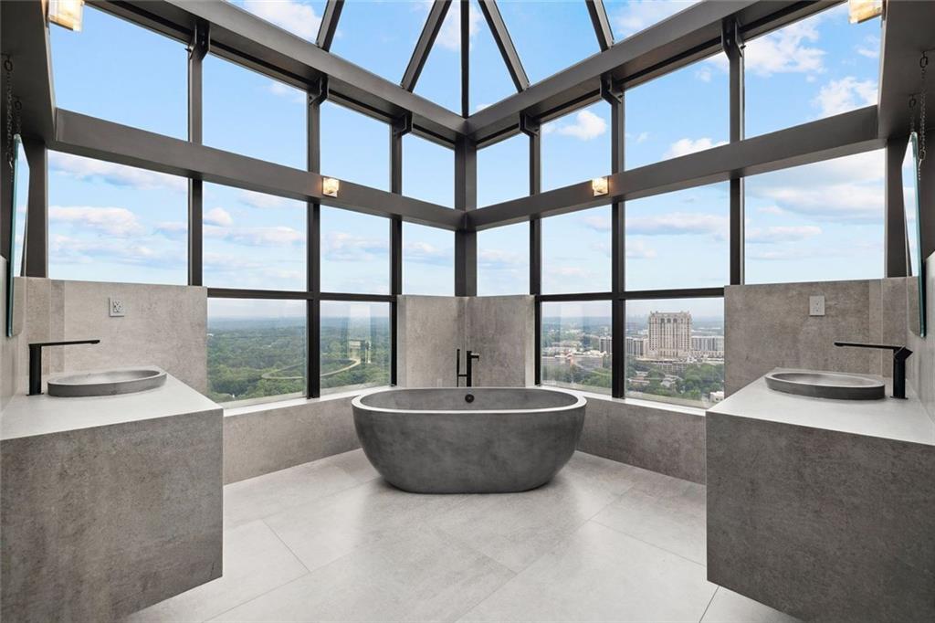2828 Peachtree Road NW P 3300