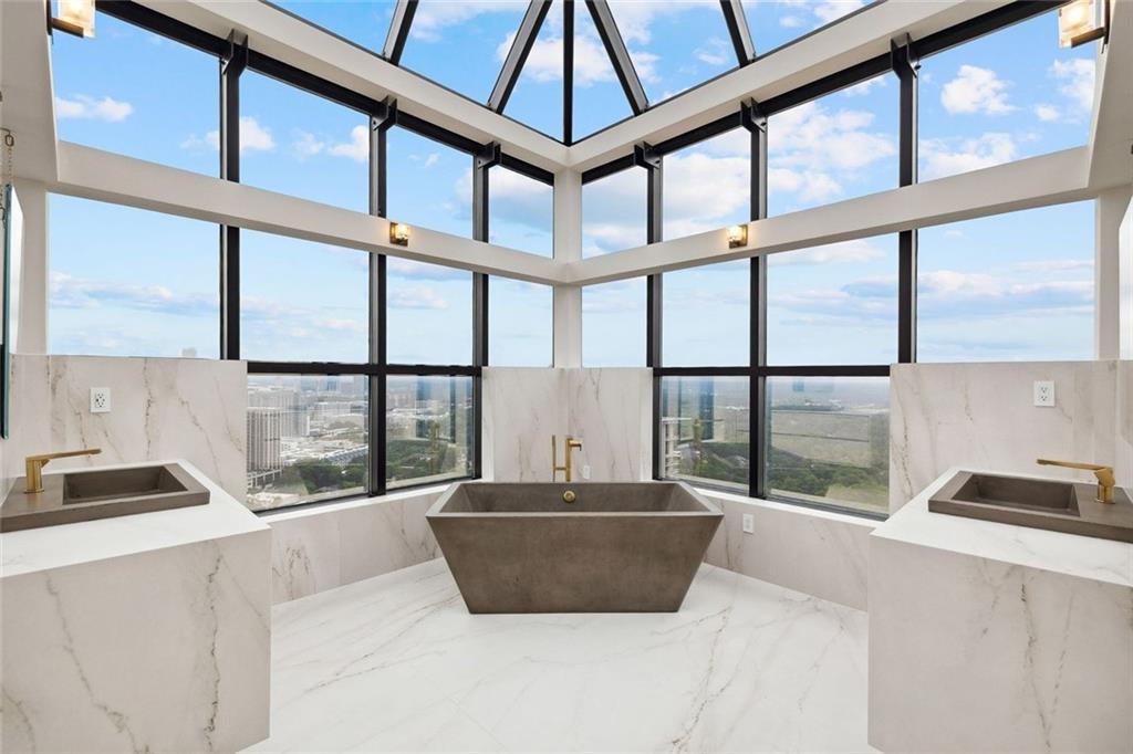 2828 Peachtree Road NW P 3300