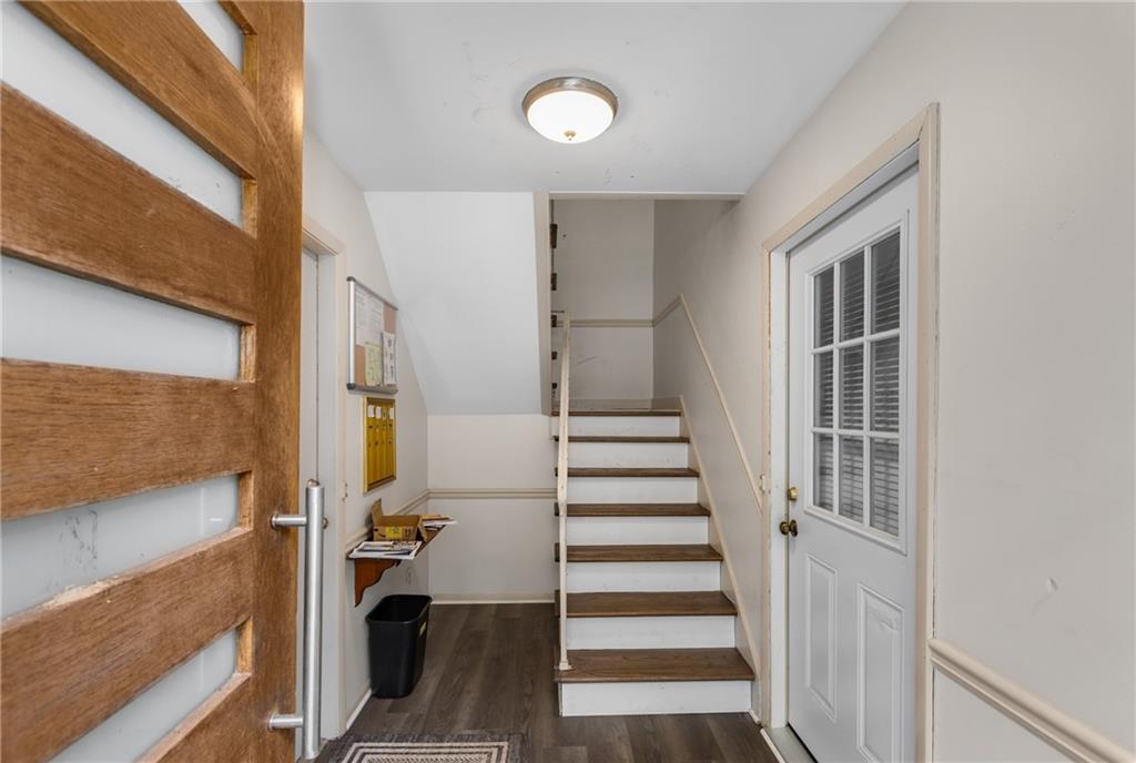 1010 Scott Boulevard D7
