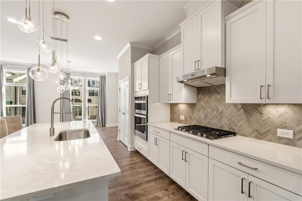 615 Fair View Circle