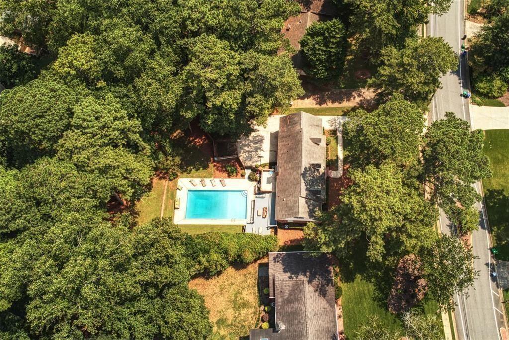 5513 North Peachtree Rd