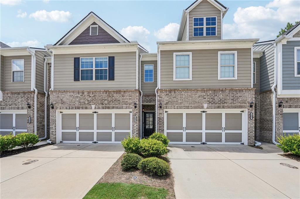 208 Trailside Way