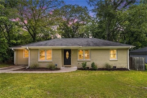 2308 Scotty Circle Decatur GA 30032