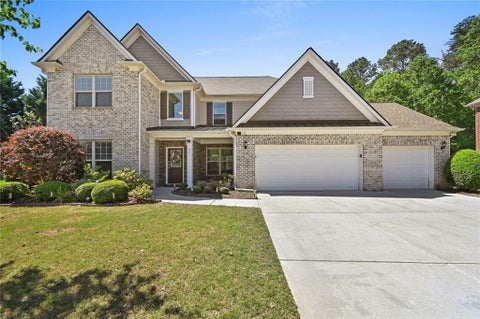 Homes For Sale - 87 Daniel Creek Trace<br/> Suwanee, GA 30024