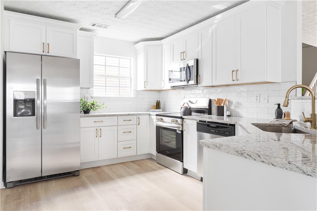 The Retreat at OHARA - Residential