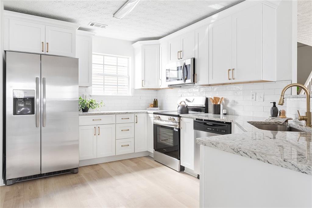 The Retreat at OHARA - Residential