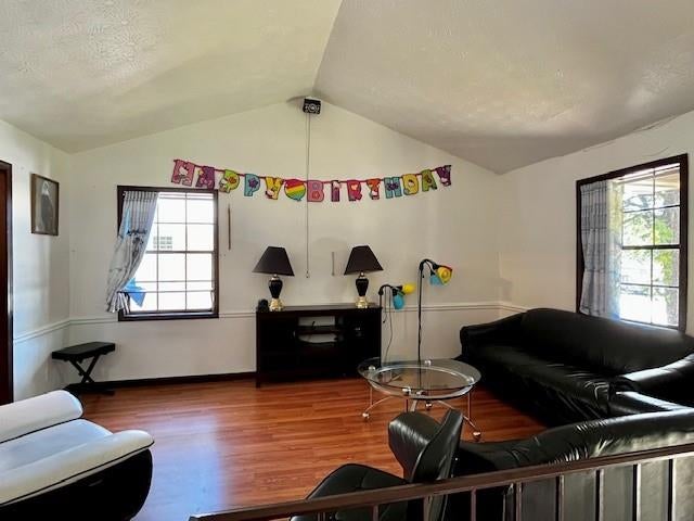 2851 Club Drive