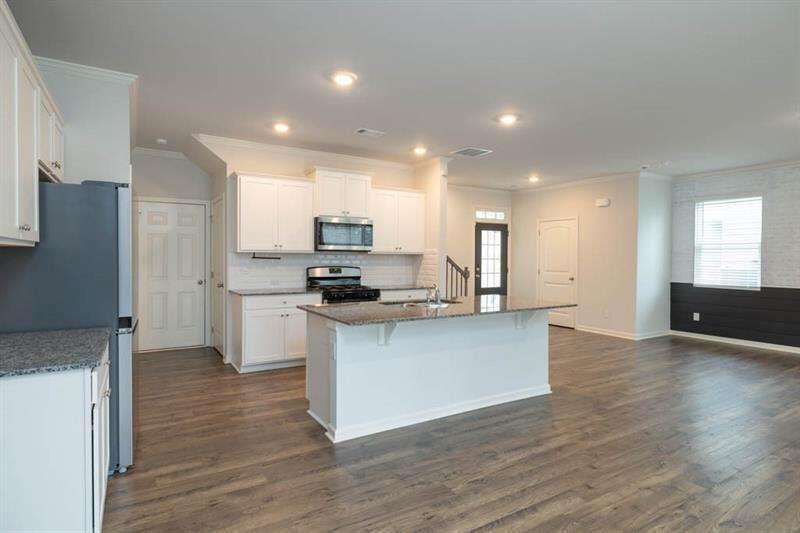5957 Hoot Owl Ln, Flowery Branch, Georgia image 7