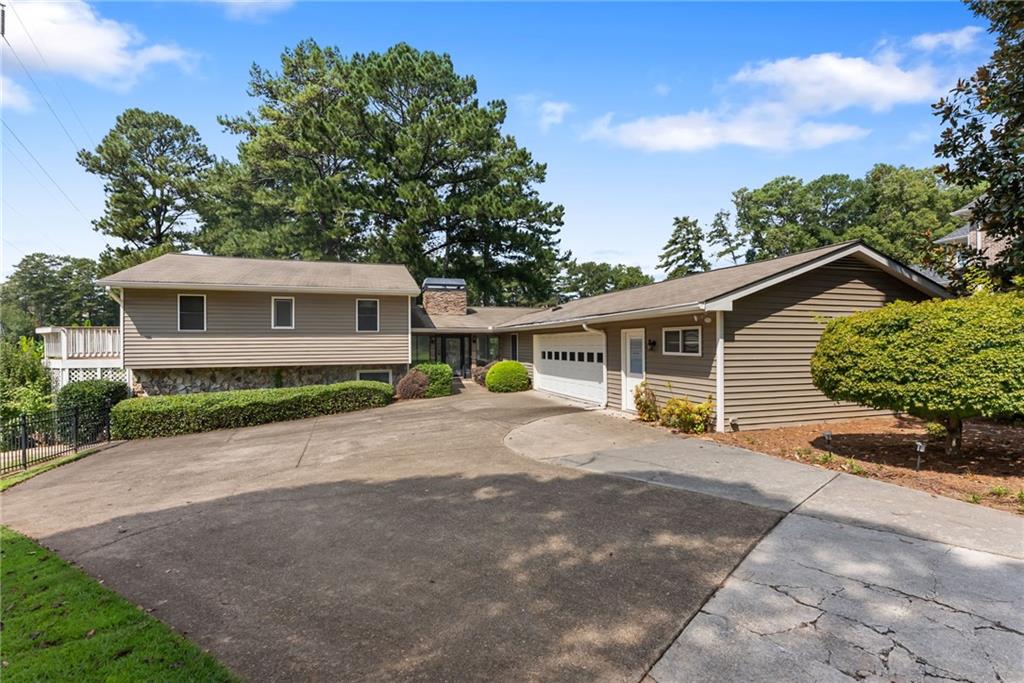 Photo of 3665 High Green Drive, Marietta, GA 30068 (MLS # 7839274)