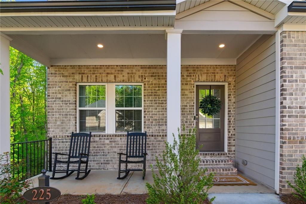 225 Magnolia Drive, Dawsonville, Georgia image 3