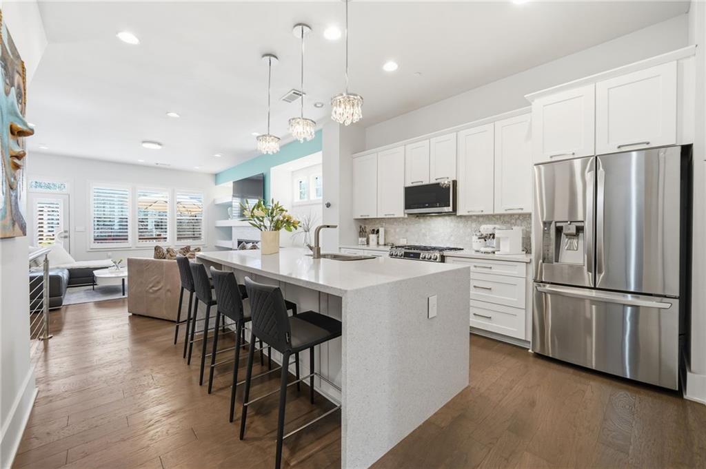 447 Alderwood Street