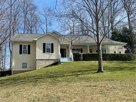 Homes For Sale - 974 Gold Ridge Road<br/> Dahlonega, GA 30533