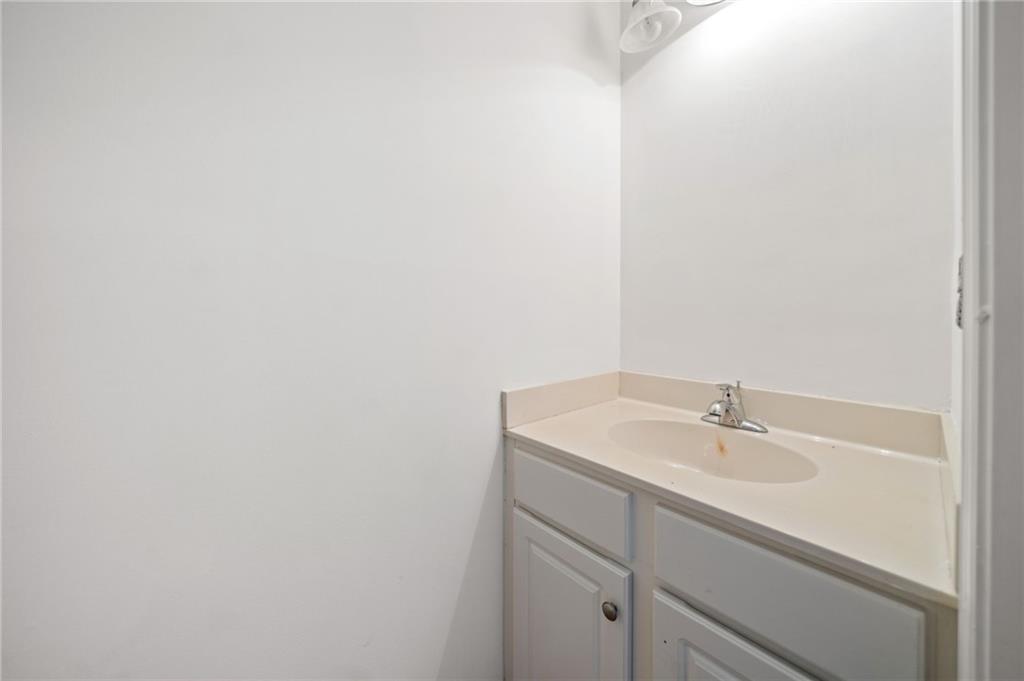 Halstead Lakes - Residential