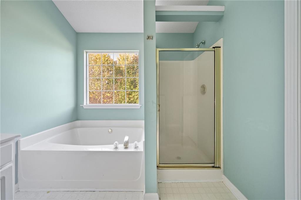 Halstead Lakes - Residential