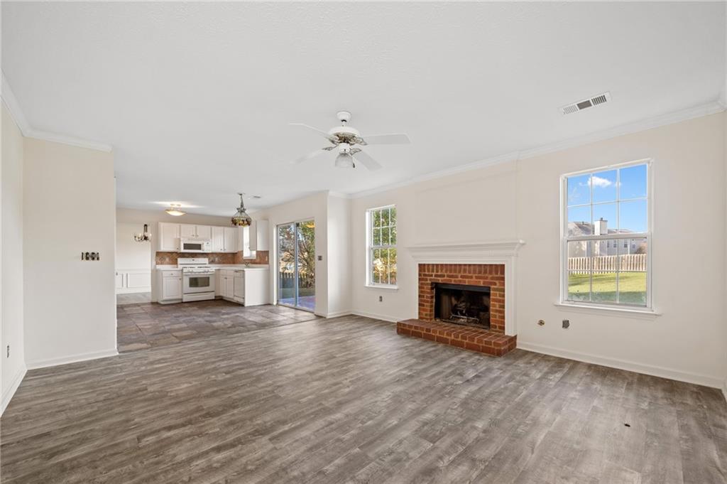 Halstead Lakes - Residential