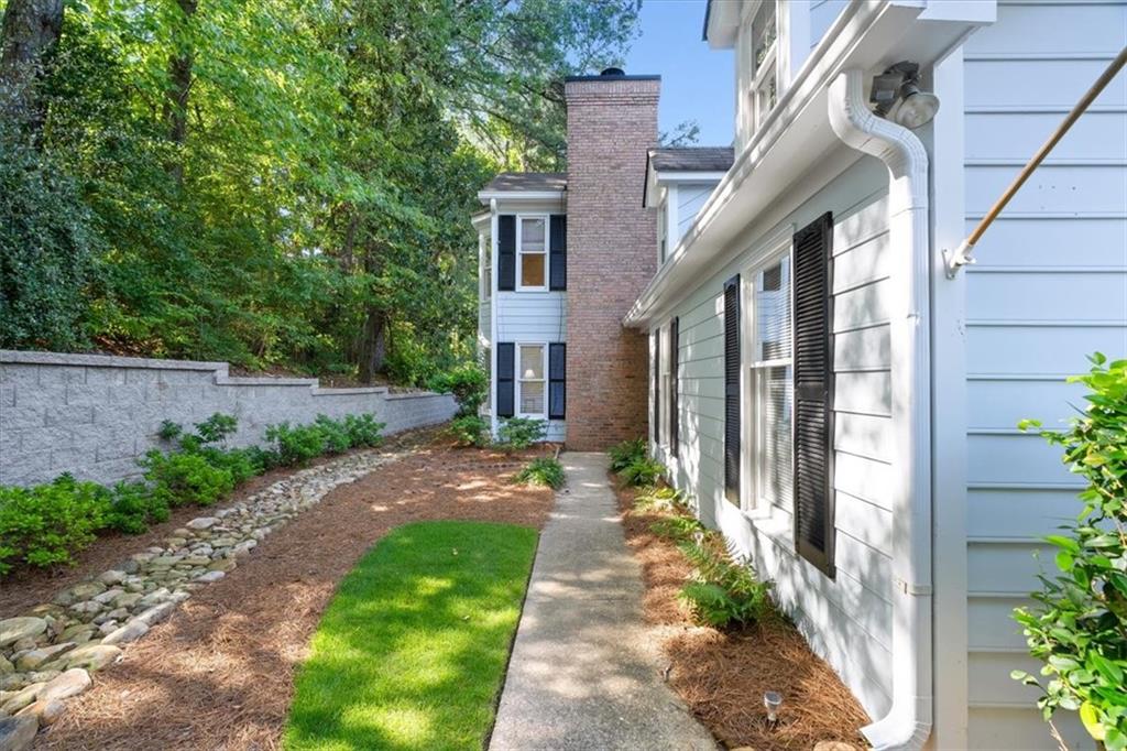 110 Great Oaks Lane