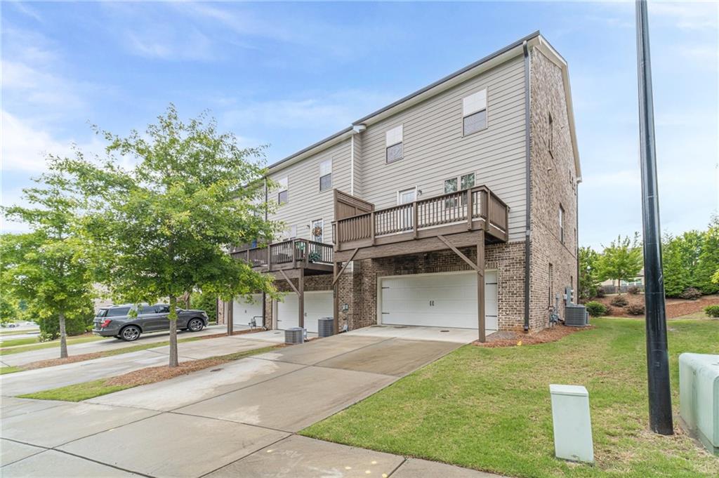 2252 Talmai Drive, Snellville, Georgia image 32