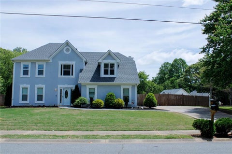 Homes For Sale - 4064 Longford Drive<br/> Marietta, GA 30066