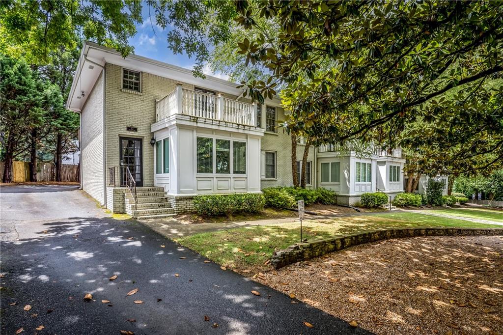 This is an absolute GEM! Don't miss the opportunity to own this bright and airy Morningside/Virginia Highlands 2 bedroom, 1 bath condo with its own private balcony!
Be Charmed by the warm Hardwood Flooring, 2 Generously Sized Bedrooms, Well designed, Cozy, Eat in Kitchen with Island Seating, Relaxing Private Balcony, Updated Bathroom and Convenient Washer and Dryer. Built-ins for a home office and Google Fiber make this a perfect unit to work from home! Minutes to Emory University and Hospital, CDC, VA Hospital, Midtown, Buckhead, Amazing Shopping including Sage Hill Shopping Center, Restaurants, Morningside Farmers Market, the Beltline, Ponce City Market, and Herbert Johnson Nature Preserve, Peachtree Creek and Zonolite Park are a short walk away. A bike lane conveniently runs down Johnson Road for your leisure. Enjoy an Assigned Parking Space Just Outside Your Door and Low HOA Dues which Include Water/Sewer/Trash/Termite Bond. Don't miss out on this opportunity for convenient intown living in this quaint boutique community where pride of ownership is paramount!