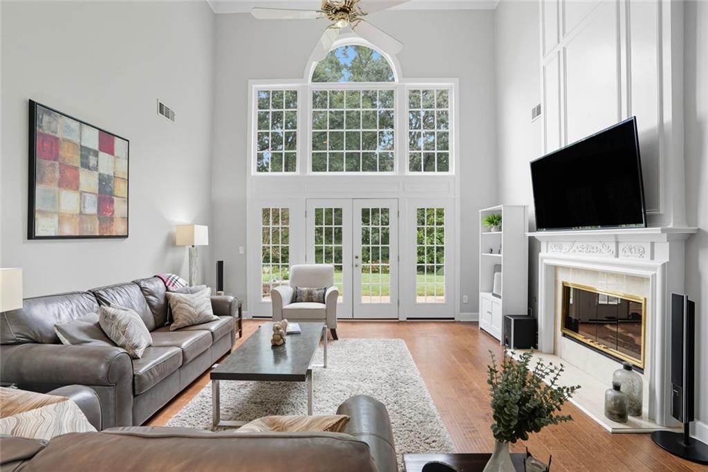 5335 Briarleigh Close