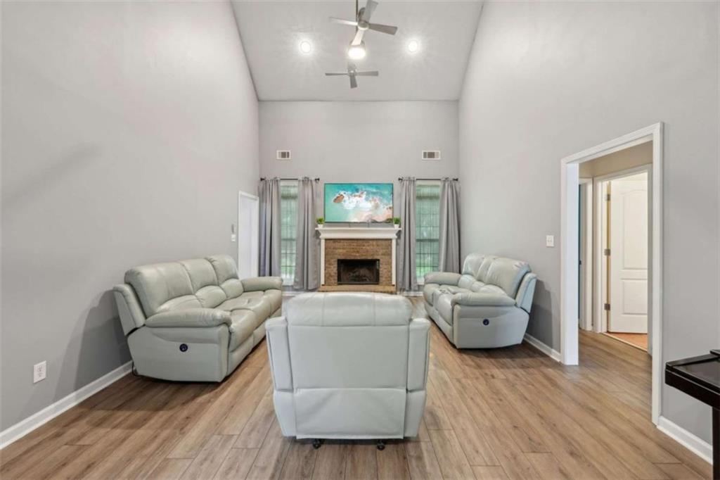 25 Pebble Creek Drive, Covington, Georgia image 5