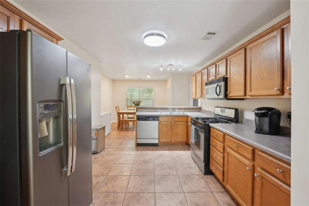 25 Pebble Creek Drive, Covington, Georgia image 14