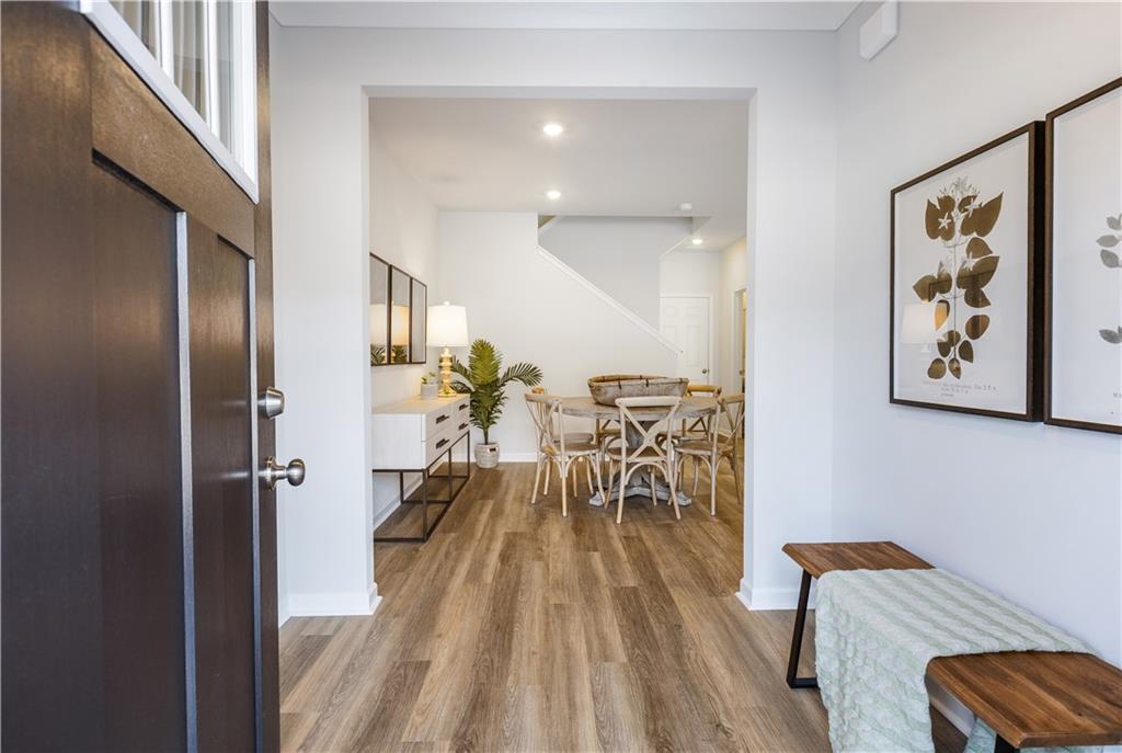 407 Whitehorse Way 39