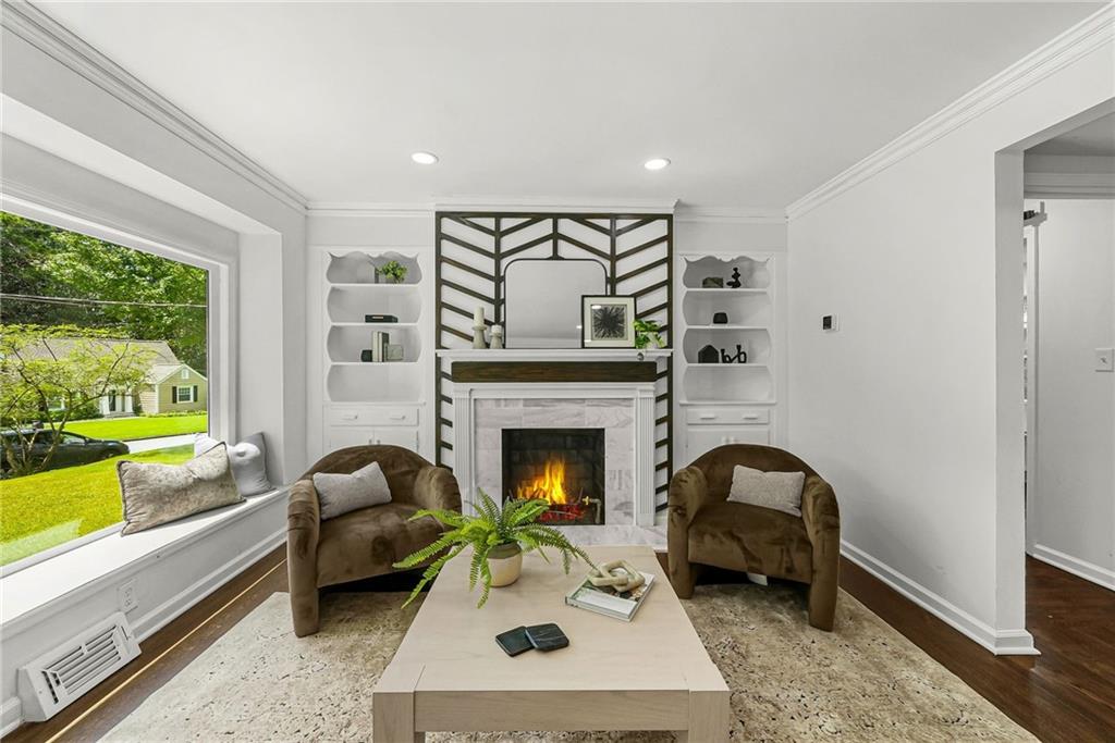 3423 Rugby Circle