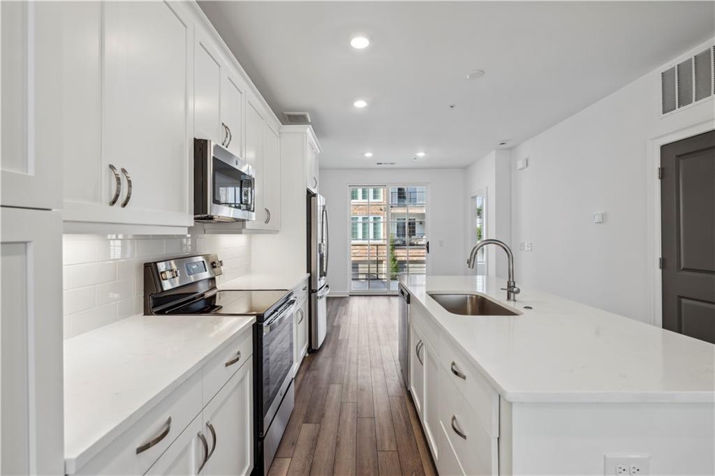 The Maxwell - Residential Lease