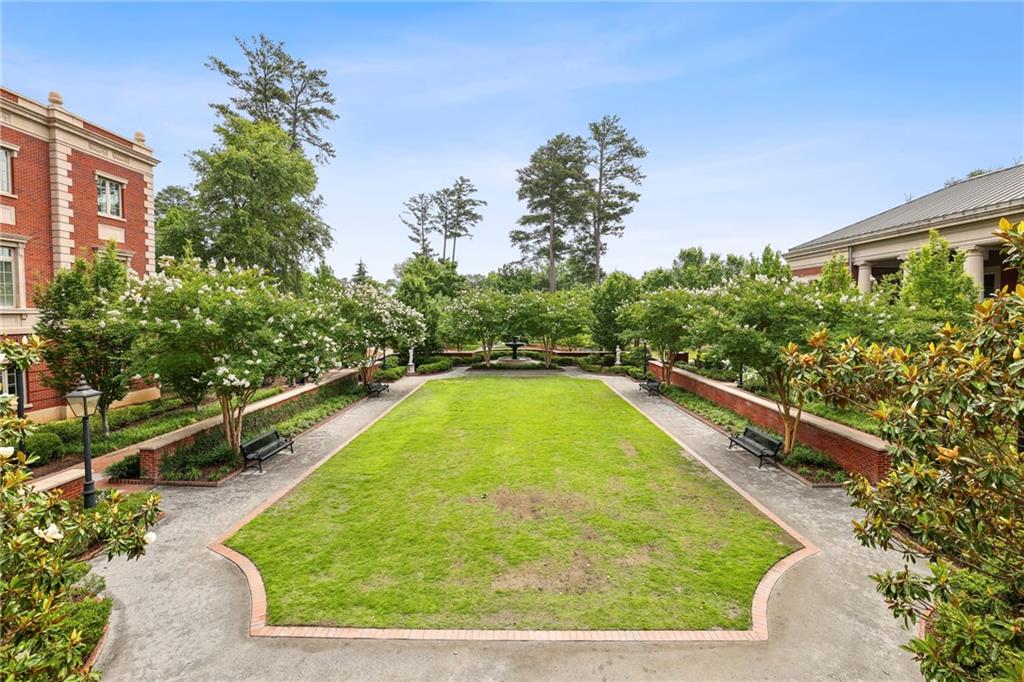 The Maxwell - Residential Lease