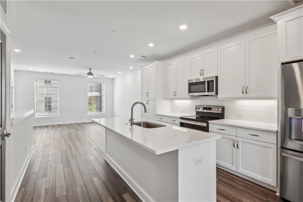 The Maxwell - Residential Lease