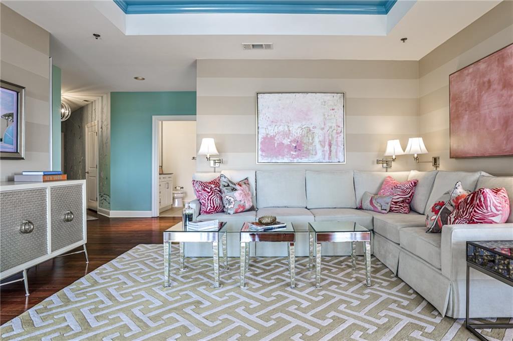 325 E Paces Ferry Road NE 1105