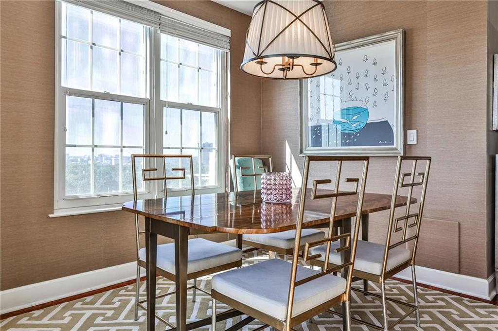 325 E Paces Ferry Road NE 1105