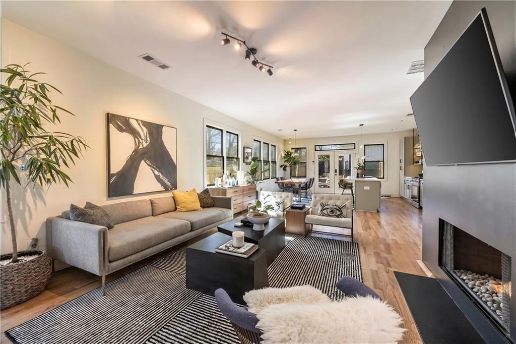 593 Formwalt Street SW