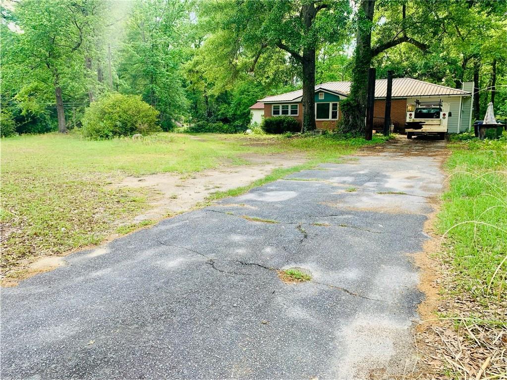 3705 Confederate Drive