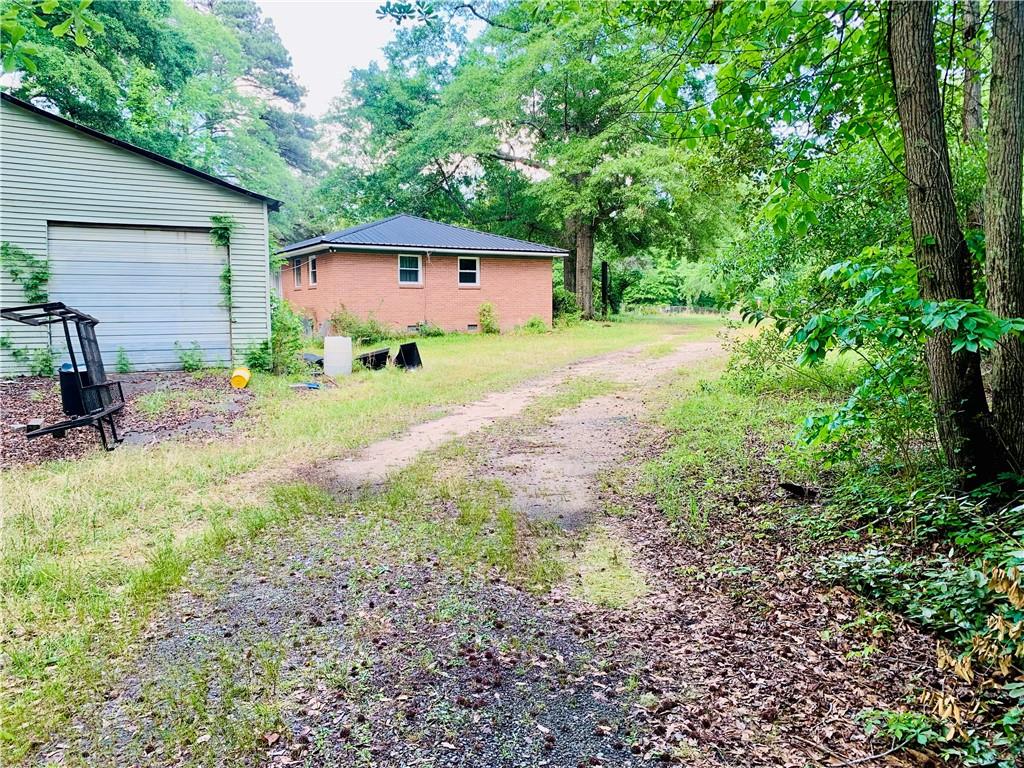 3705 Confederate Drive
