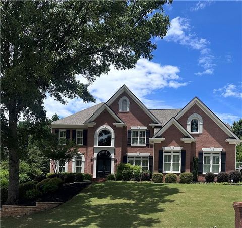 Homes For Sale - 125 Burford Hollow<br/> Alpharetta, GA 30022