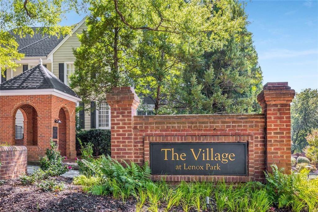 2128 Village Point NE