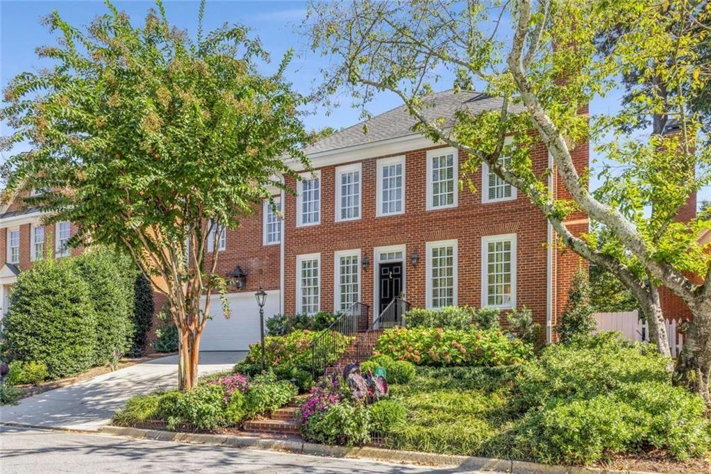 2128 Village Point NE