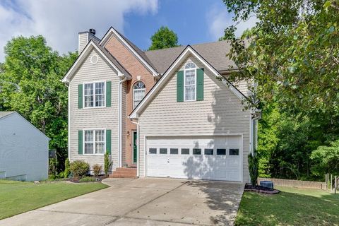 A home in Dacula